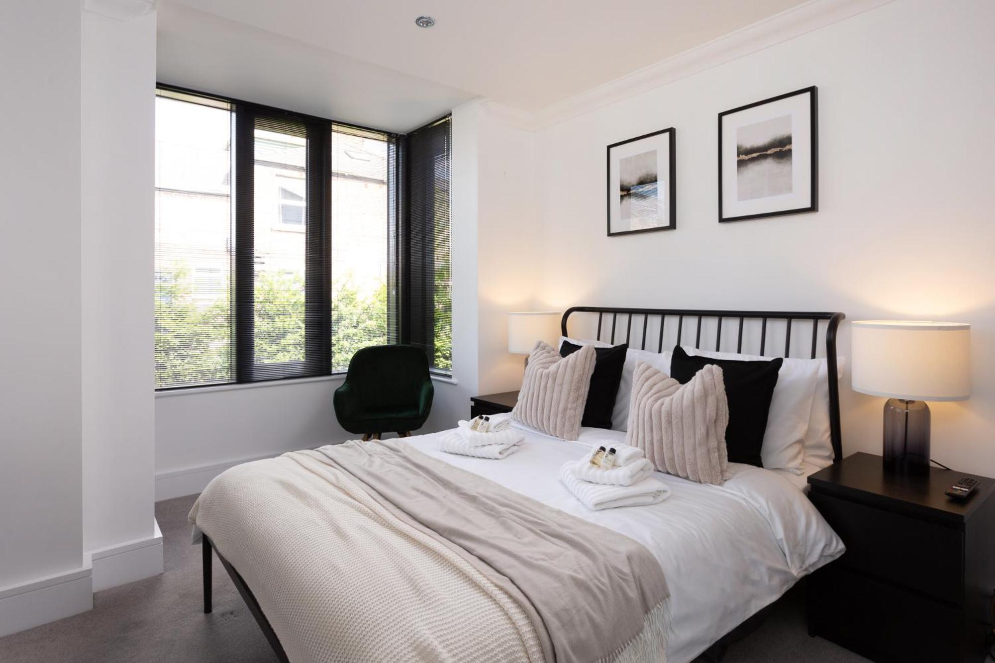 London Mews, Modern Apartment - Sleeps 4 York Kültér fotó